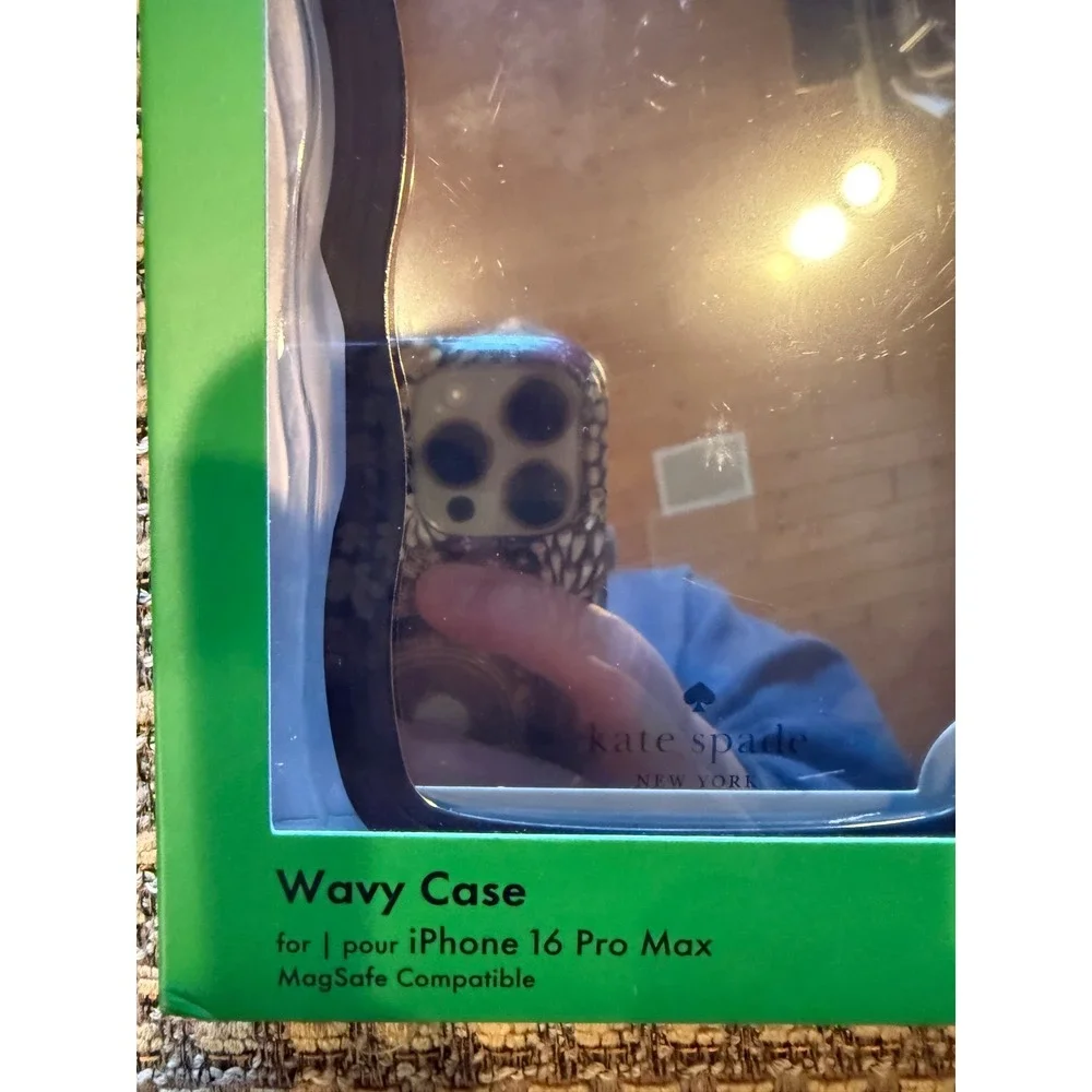 Kate Spade Wavy Case iPhone 16 Pro Max Silver NIB MagSafe Mirror Drop Protection